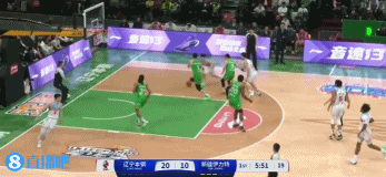 谈球吧(中国)官方网站这大肘子👀艾孜买提篮下一肘打到奥利弗肚子上篮打进