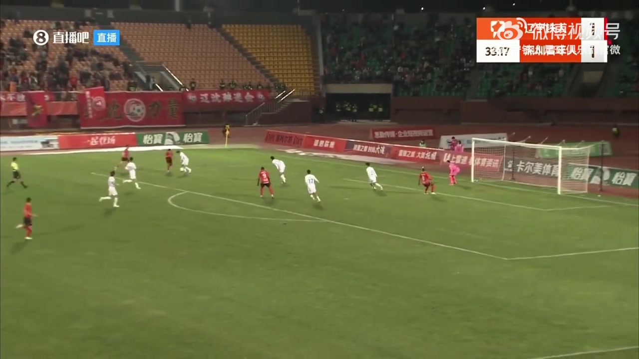 谈球吧体育官网入口第33分钟-邦本宜裕传中 安以恩推射空门 辽宁铁人2-1深圳青年人！