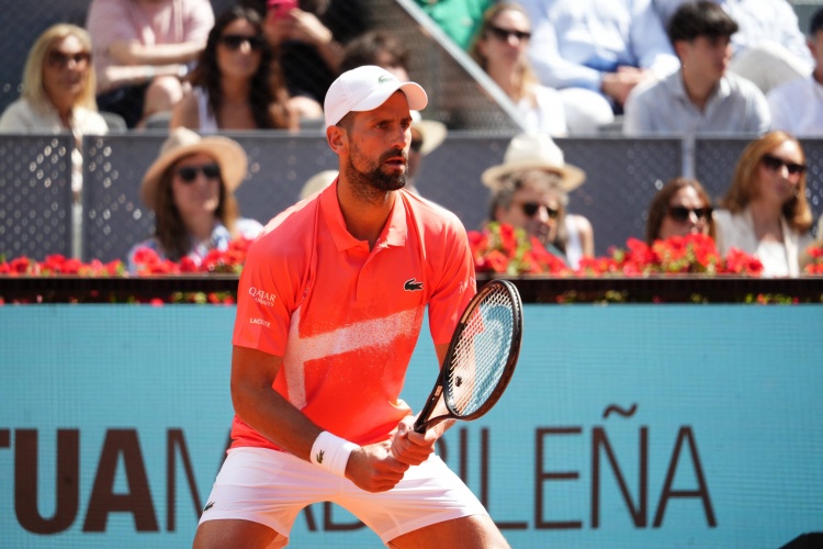 谈球吧体育app官网德约科维奇将持外卡参加ATP250日内瓦站，本赛季至今还未获得冠军